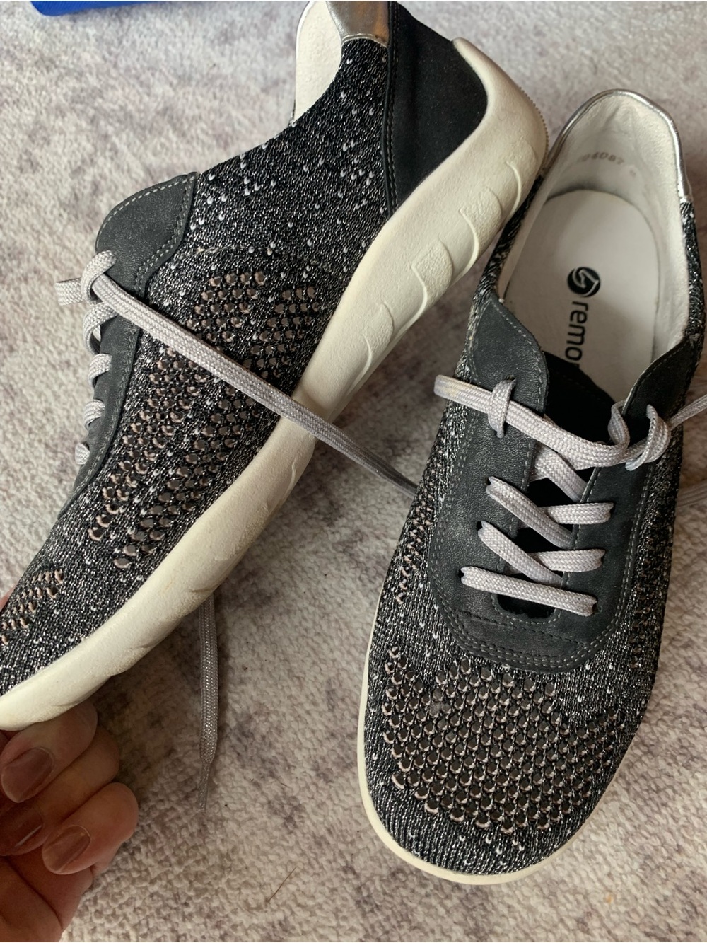 Remonte Black Metallic Knit Lace-Up Athletic Sneaker